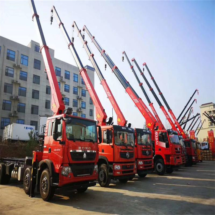 临城镇租专业吊车电话