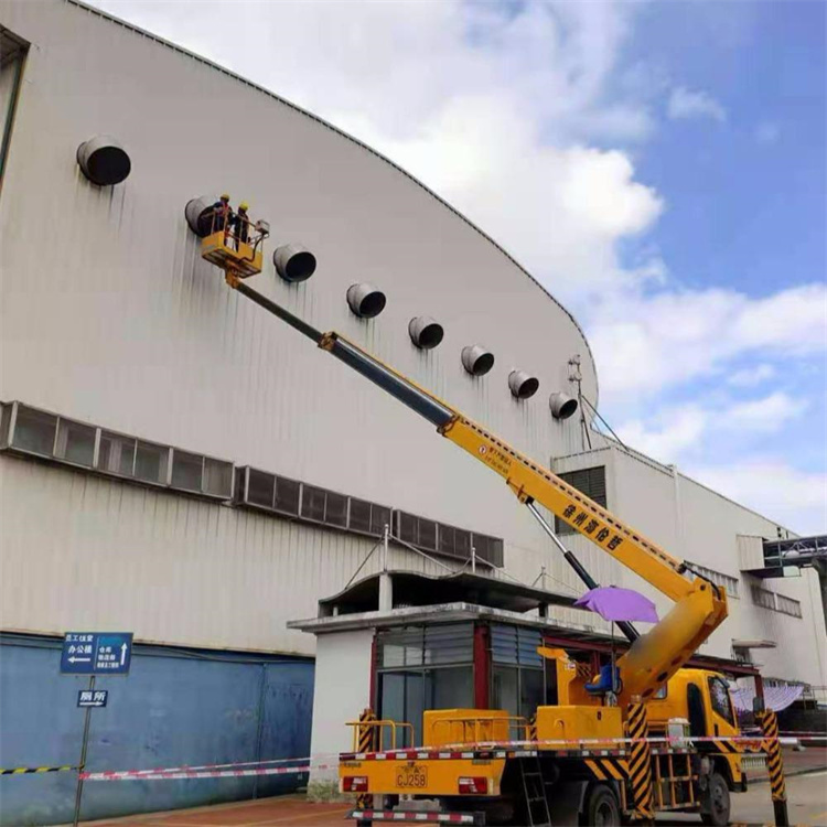 临城镇高空作业车出租服务：专业广告牌安装解决方案